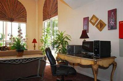 фото отеля BEST WESTERN PLUS Fort Myers Inn & Suites