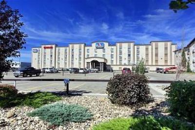 фото отеля Pomeroy Inn & Suites Grande Prairie