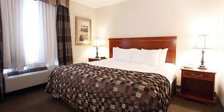 фото отеля Pomeroy Inn & Suites Grande Prairie