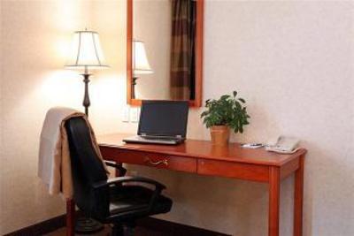 фото отеля Pomeroy Inn & Suites Grande Prairie