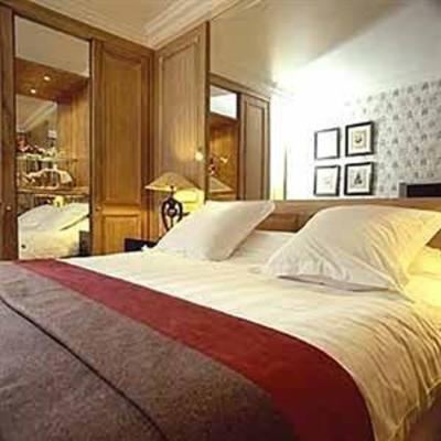 фото отеля Inter Hotel Du Parc Entraigues-sur-la-Sorgue