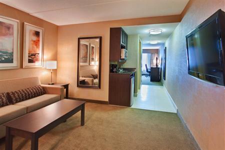 фото отеля Holiday Inn Express Hotel & Suites Kingston