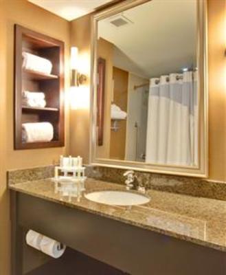 фото отеля Holiday Inn Express Hotel & Suites Kingston