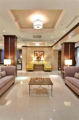 фото отеля Holiday Inn Express Hotel & Suites Kingston