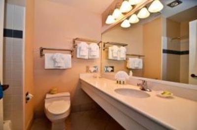 фото отеля BEST WESTERN PLUS Shelter Cove Lodge