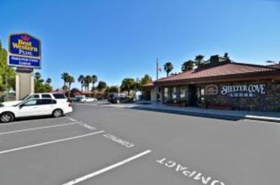 фото отеля BEST WESTERN PLUS Shelter Cove Lodge