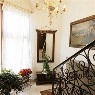 фото отеля Hotel Meuble Royal