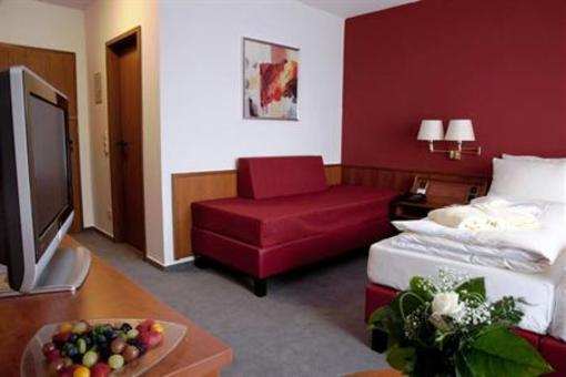 фото отеля Parkhotel Rodermark