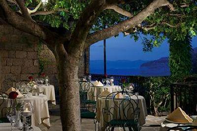 фото отеля Grand Hotel Capodimonte Sorrento