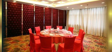 фото отеля St.Rich Hotel