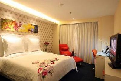фото отеля St.Rich Hotel