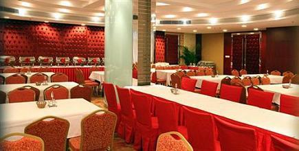 фото отеля St.Rich Hotel