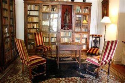 фото отеля Hotel Les Cedres Villeneuve-les-Avignon