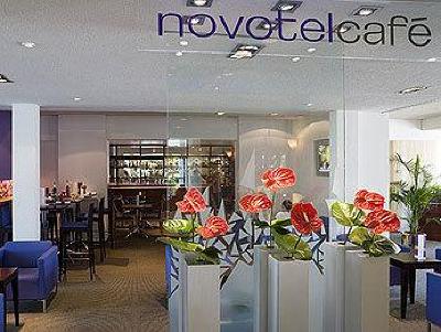 фото отеля Novotel Aeroport Porte de Marseille
