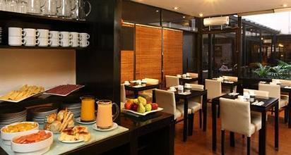 фото отеля Dazzler Suites Arroyo