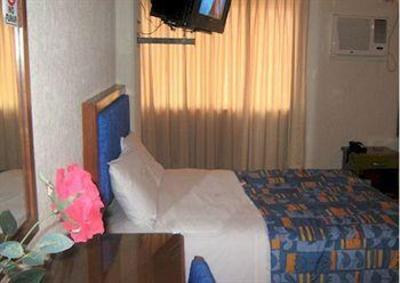 фото отеля Gran Hotel Los Reyes Guadalajara