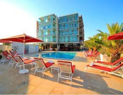 фото отеля Kyriad Prestige Toulon Hotel La Seyne-sur-Mer