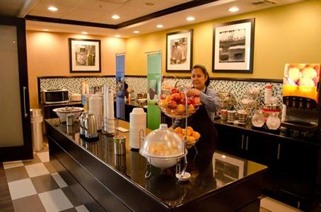 фото отеля Hampton Inn & Suites Houston/Pasadena
