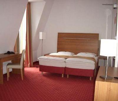 фото отеля Artemisia Berlin Frauenhotel