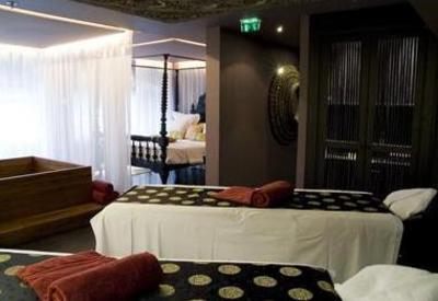 фото отеля Hilton Evian-les-Bains