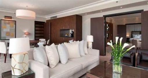 фото отеля Hilton Evian-les-Bains