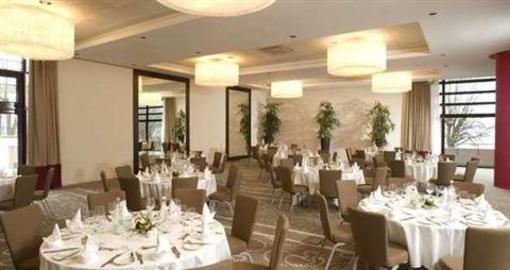 фото отеля Hilton Evian-les-Bains