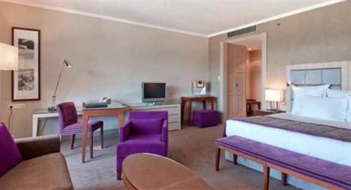 фото отеля Hilton Evian-les-Bains