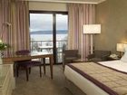 фото отеля Hilton Evian-les-Bains