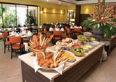 фото отеля Novotel Rim Pae Resort Rayong