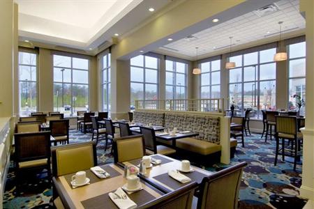 фото отеля Hilton Garden Inn Waldorf