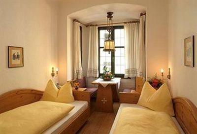 фото отеля Weisses Kreuz Hotel Innsbruck
