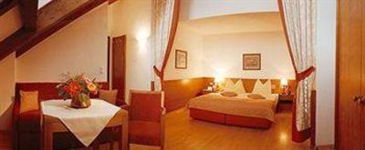 фото отеля Weisses Kreuz Hotel Innsbruck
