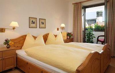фото отеля Weisses Kreuz Hotel Innsbruck