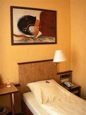 фото отеля Hotel Astor Wuppertal
