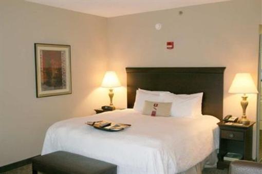 фото отеля Hampton Inn Spring Lake-Ft. Bragg