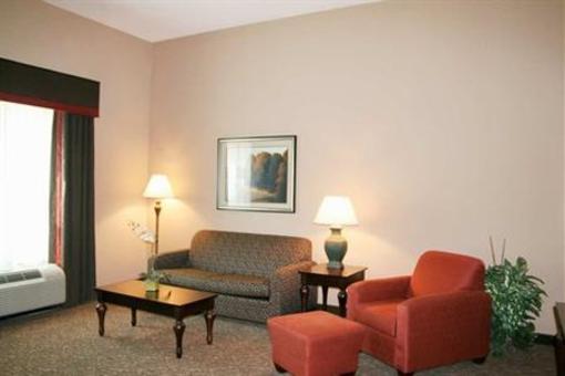 фото отеля Hampton Inn Spring Lake-Ft. Bragg