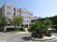 Valana Hotel