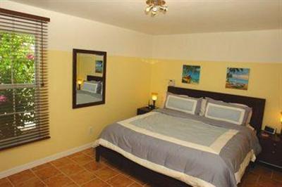 фото отеля Whitewater Homes