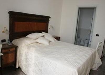 фото отеля Dimora Dei Baroni B&B