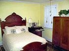 фото отеля Fuquay Mineral Spring Inn and Garden