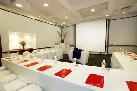фото отеля Fiesta Inn Monterrey Valle