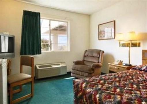 фото отеля Regency Inn & Suites Kimball