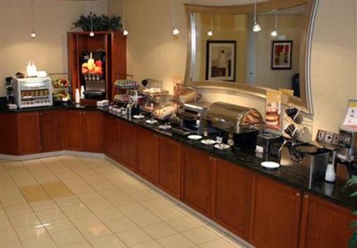 фото отеля SpringHill Suites Erie