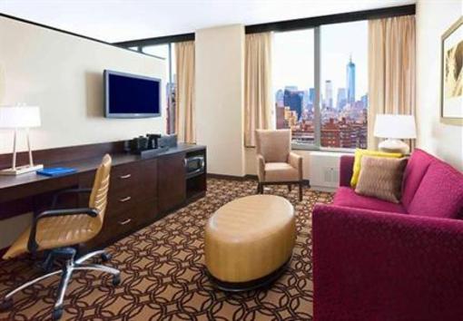 фото отеля Fairfield Inn & Suites New York Midtown Manhattan Penn Station