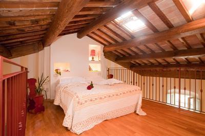 фото отеля Casale la Favorita