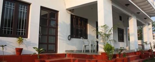 фото отеля Iora Guest House