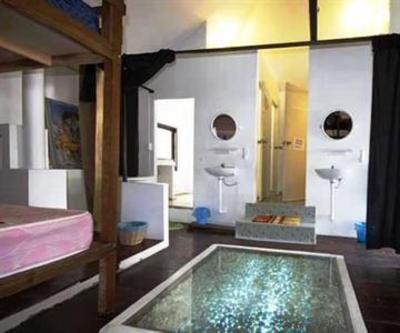 фото отеля Full Moon Hostel