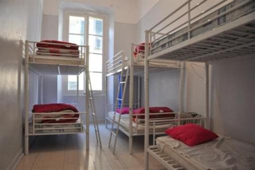 фото отеля Hostel Smith