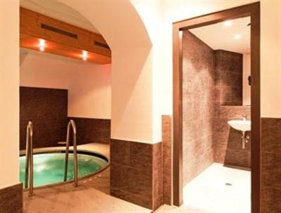 фото отеля Edelweiss Swiss Q Hotel