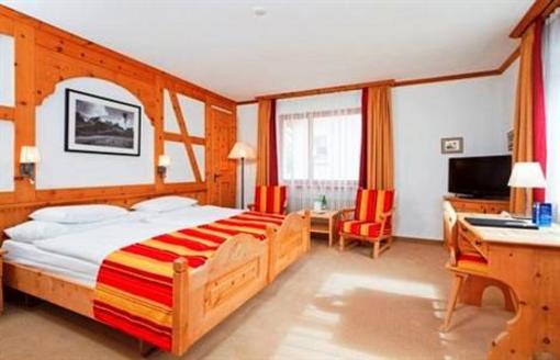 фото отеля Edelweiss Swiss Q Hotel